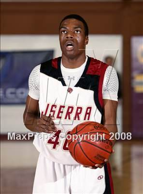 Thumbnail 2 in Compton vs. JSerra Catholic (Ocean View Tournament) photogallery.