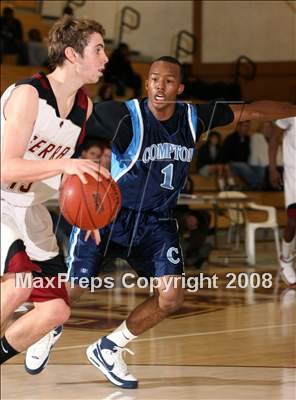 Thumbnail 3 in Compton vs. JSerra Catholic (Ocean View Tournament) photogallery.