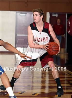 Thumbnail 2 in Compton vs. JSerra Catholic (Ocean View Tournament) photogallery.