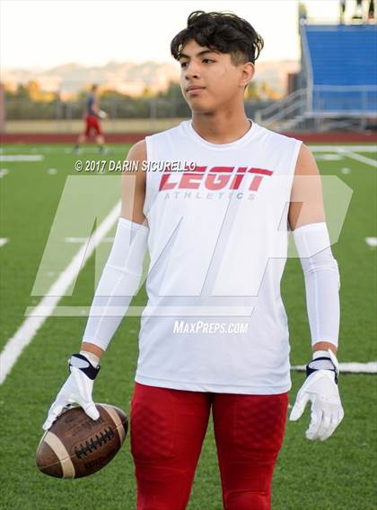 Thumbnail 3 in Round Valley vs. Santa Cruz Valley (AIA 2A Semifinal) photogallery.