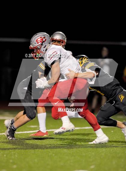 Thumbnail 3 in Round Valley vs. Santa Cruz Valley (AIA 2A Semifinal) photogallery.