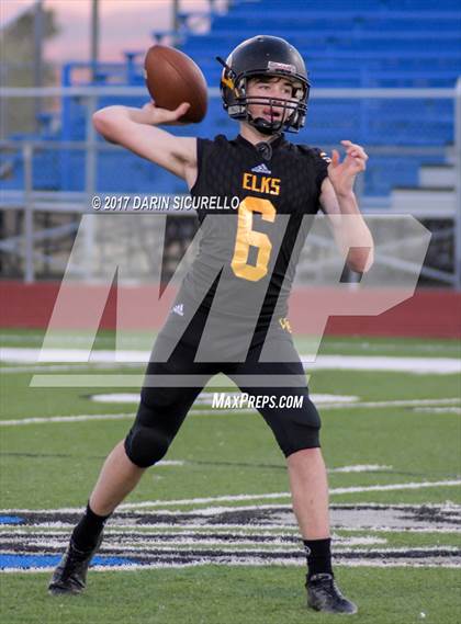 Thumbnail 2 in Round Valley vs. Santa Cruz Valley (AIA 2A Semifinal) photogallery.
