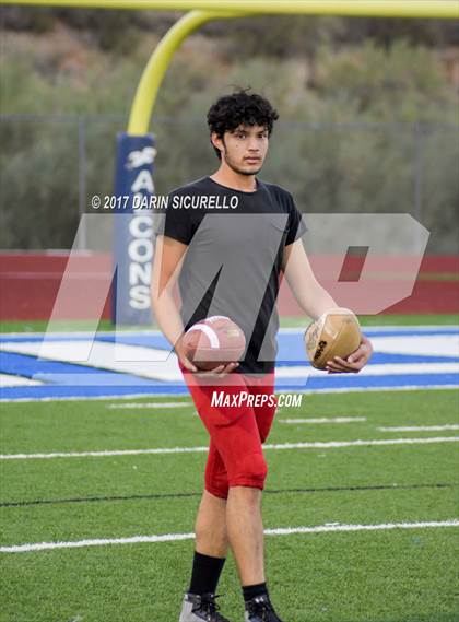 Thumbnail 3 in Round Valley vs. Santa Cruz Valley (AIA 2A Semifinal) photogallery.