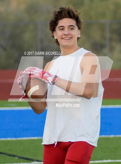 Thumbnail 2 in Round Valley vs. Santa Cruz Valley (AIA 2A Semifinal) photogallery.