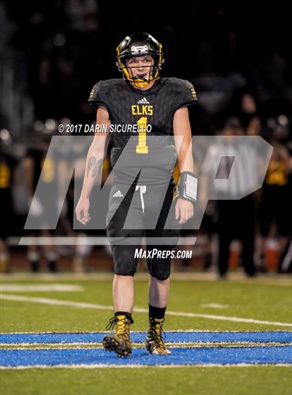 Thumbnail 2 in Round Valley vs. Santa Cruz Valley (AIA 2A Semifinal) photogallery.