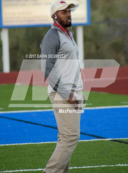 Thumbnail 2 in Round Valley vs. Santa Cruz Valley (AIA 2A Semifinal) photogallery.