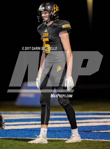 Thumbnail 3 in Round Valley vs. Santa Cruz Valley (AIA 2A Semifinal) photogallery.