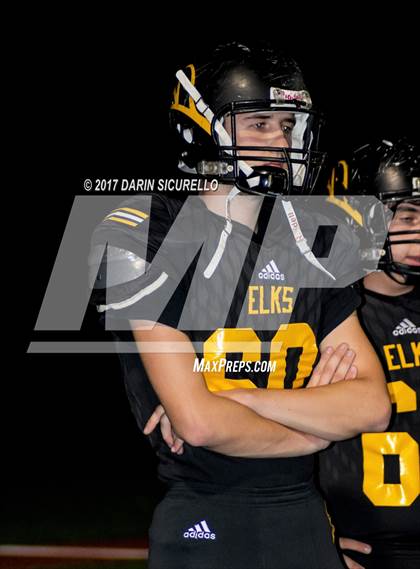 Thumbnail 3 in Round Valley vs. Santa Cruz Valley (AIA 2A Semifinal) photogallery.
