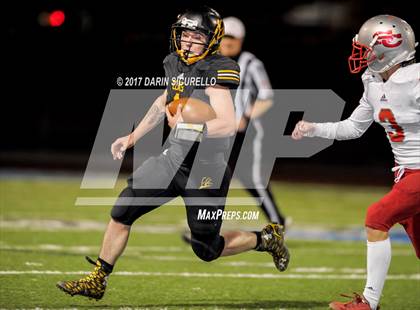 Thumbnail 3 in Round Valley vs. Santa Cruz Valley (AIA 2A Semifinal) photogallery.