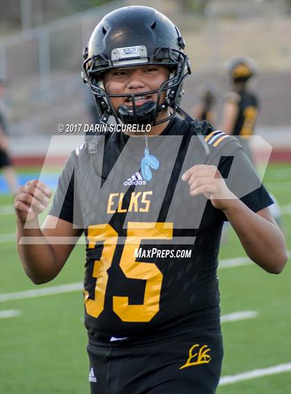 Thumbnail 2 in Round Valley vs. Santa Cruz Valley (AIA 2A Semifinal) photogallery.