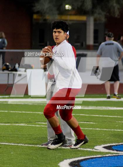 Thumbnail 2 in Round Valley vs. Santa Cruz Valley (AIA 2A Semifinal) photogallery.