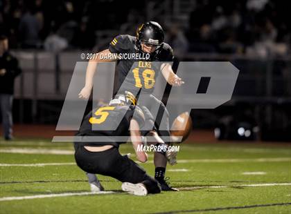 Thumbnail 1 in Round Valley vs. Santa Cruz Valley (AIA 2A Semifinal) photogallery.
