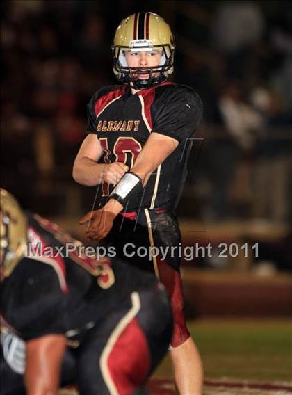 Thumbnail 3 in Crespi @ Alemany photogallery.
