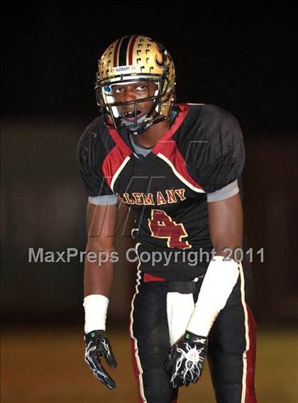 Thumbnail 2 in Crespi @ Alemany photogallery.