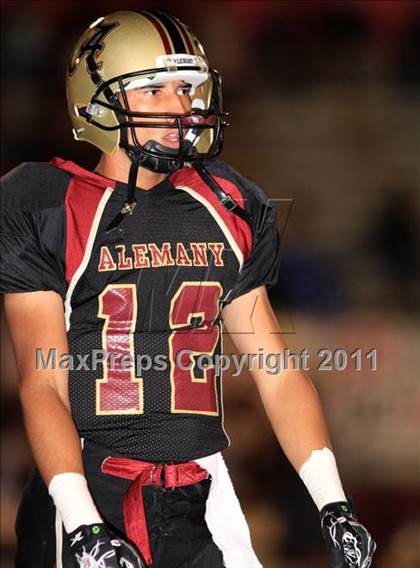 Thumbnail 1 in Crespi @ Alemany photogallery.