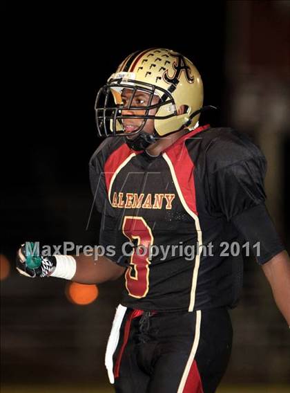 Thumbnail 2 in Crespi @ Alemany photogallery.