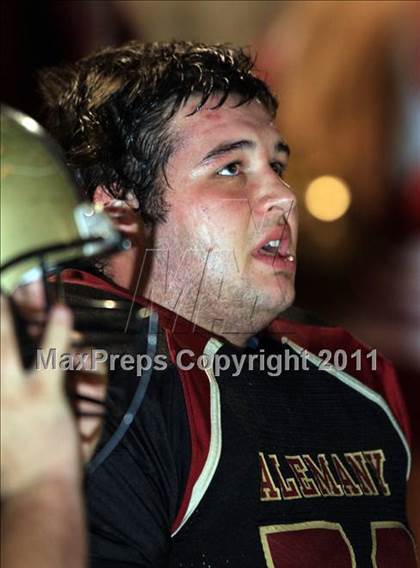 Thumbnail 1 in Crespi @ Alemany photogallery.