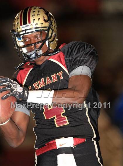 Thumbnail 3 in Crespi @ Alemany photogallery.