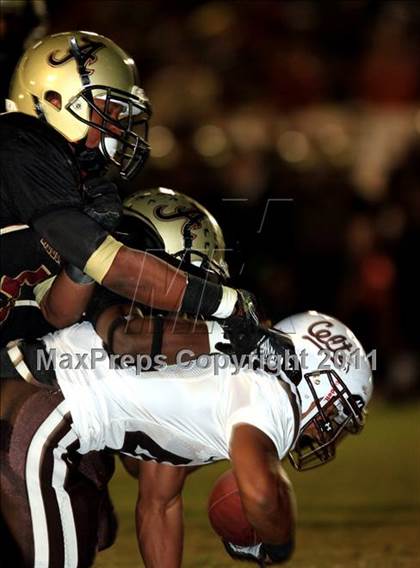 Thumbnail 3 in Crespi @ Alemany photogallery.