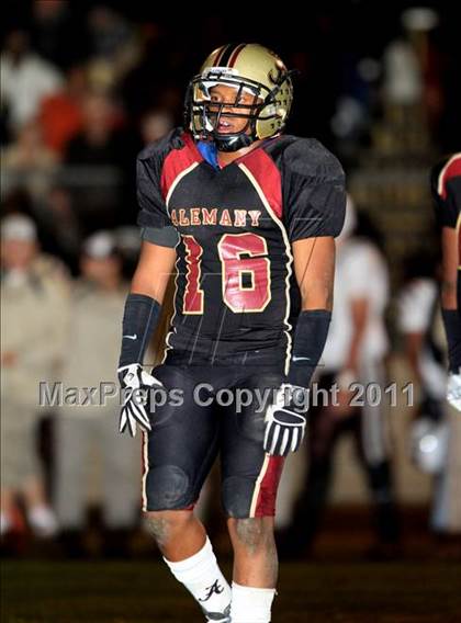 Thumbnail 3 in Crespi @ Alemany photogallery.