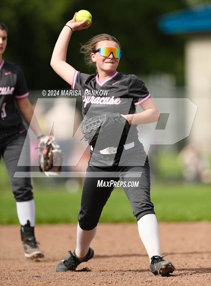 Thumbnail 2 in Bishop Grimes vs Syracuse photogallery.