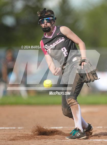 Thumbnail 3 in Bishop Grimes vs Syracuse photogallery.