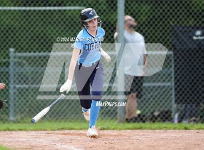 Thumbnail 2 in Bishop Grimes vs Syracuse photogallery.