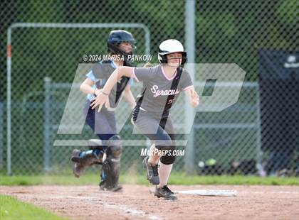 Thumbnail 2 in Bishop Grimes vs Syracuse photogallery.