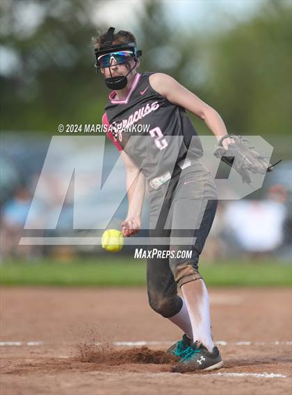 Thumbnail 1 in Bishop Grimes vs Syracuse photogallery.