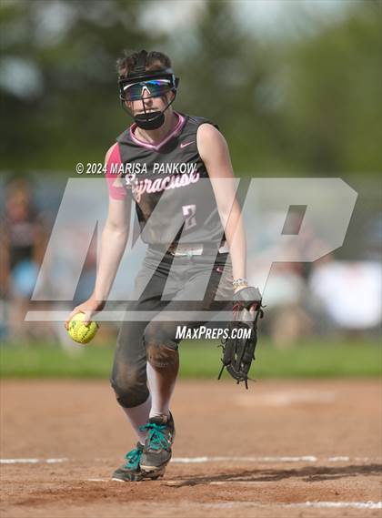 Thumbnail 3 in Bishop Grimes vs Syracuse photogallery.