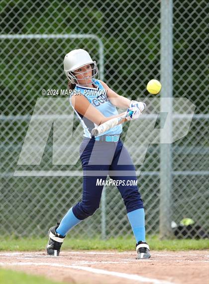 Thumbnail 2 in Bishop Grimes vs Syracuse photogallery.