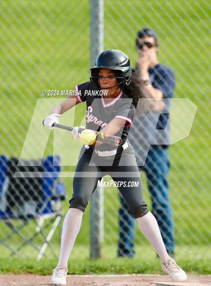 Thumbnail 2 in Bishop Grimes vs Syracuse photogallery.