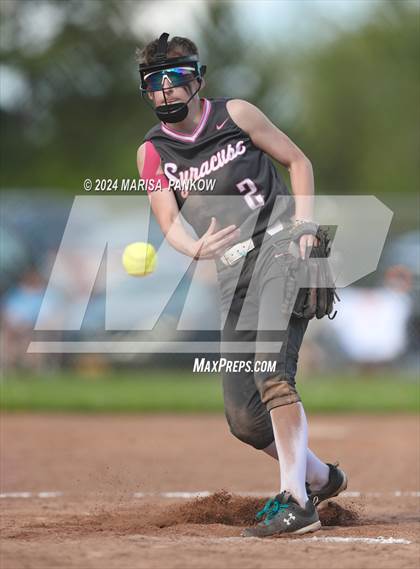 Thumbnail 2 in Bishop Grimes vs Syracuse photogallery.