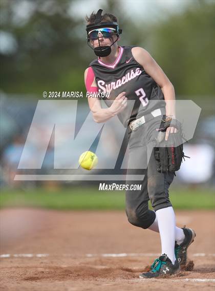 Thumbnail 2 in Bishop Grimes vs Syracuse photogallery.