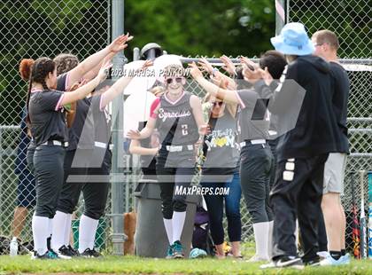 Thumbnail 2 in Bishop Grimes vs Syracuse photogallery.