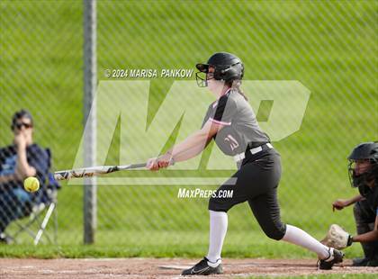 Thumbnail 2 in Bishop Grimes vs Syracuse photogallery.
