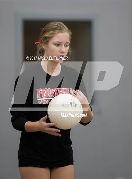 Thumbnail 2 in Chico @ Foothill photogallery.