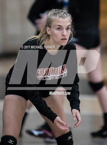Thumbnail 2 in Chico @ Foothill photogallery.