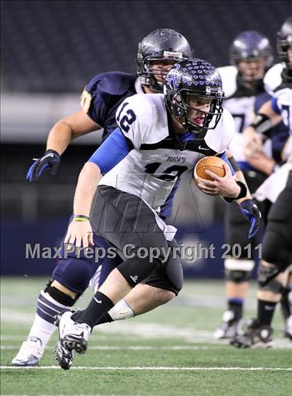 Thumbnail 2 in Byron Nelson vs. Stephenville (4A Division 2 Region 1 Area) photogallery.