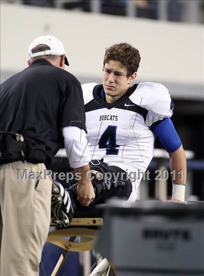 Thumbnail 2 in Byron Nelson vs. Stephenville (4A Division 2 Region 1 Area) photogallery.