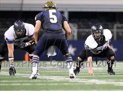 Thumbnail 1 in Byron Nelson vs. Stephenville (4A Division 2 Region 1 Area) photogallery.