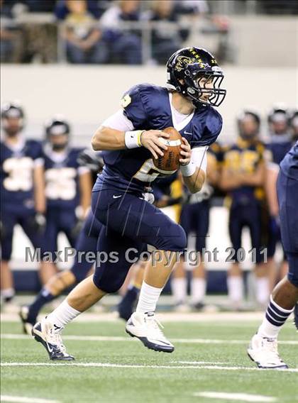 Thumbnail 2 in Byron Nelson vs. Stephenville (4A Division 2 Region 1 Area) photogallery.