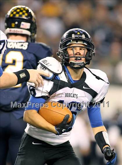 Thumbnail 3 in Byron Nelson vs. Stephenville (4A Division 2 Region 1 Area) photogallery.