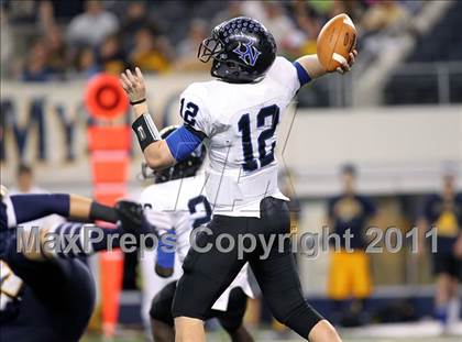 Thumbnail 1 in Byron Nelson vs. Stephenville (4A Division 2 Region 1 Area) photogallery.