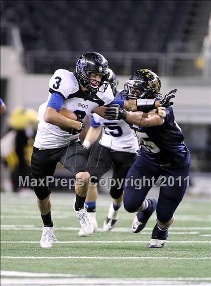 Thumbnail 3 in Byron Nelson vs. Stephenville (4A Division 2 Region 1 Area) photogallery.