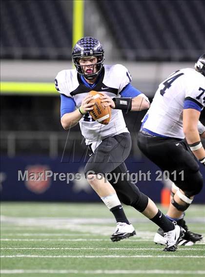 Thumbnail 2 in Byron Nelson vs. Stephenville (4A Division 2 Region 1 Area) photogallery.