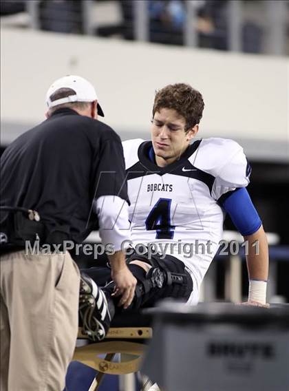 Thumbnail 1 in Byron Nelson vs. Stephenville (4A Division 2 Region 1 Area) photogallery.