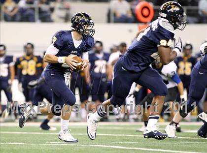 Thumbnail 3 in Byron Nelson vs. Stephenville (4A Division 2 Region 1 Area) photogallery.