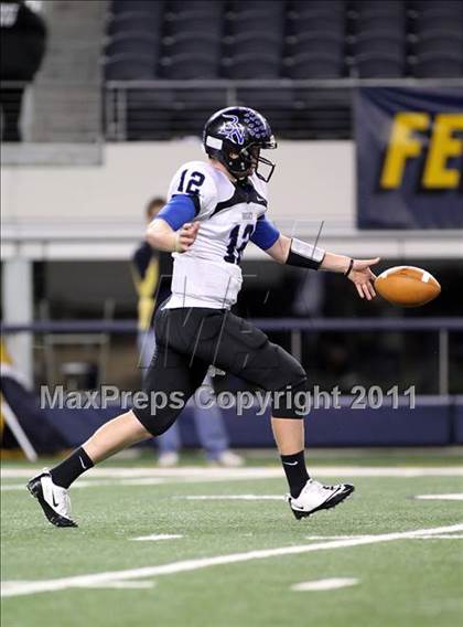 Thumbnail 3 in Byron Nelson vs. Stephenville (4A Division 2 Region 1 Area) photogallery.