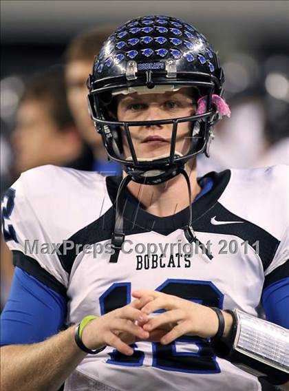 Thumbnail 1 in Byron Nelson vs. Stephenville (4A Division 2 Region 1 Area) photogallery.